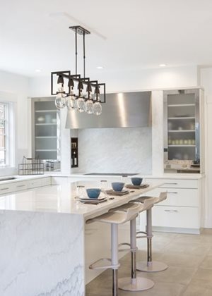 White Kitchen Cabinets Countertop Ideas Quartz Vs Quartzite